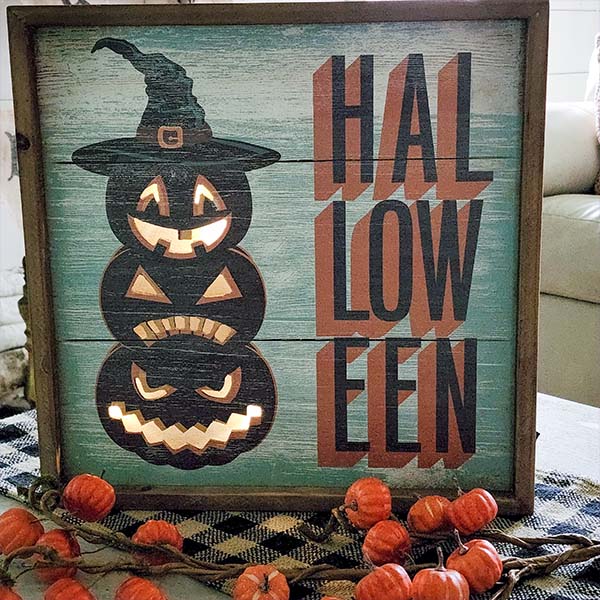 Lighted Jack-O'-Lanterns Wall Sign