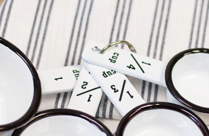 Black Rim Enamel Measuring Cup Set
