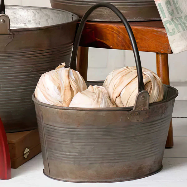Distressed Round Buckets With Handles, Set of 3