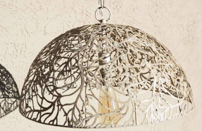Metal Vine Pattern Pendant Lamp