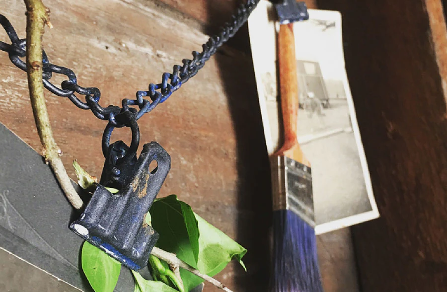 Heavy Chain Garland With Clips