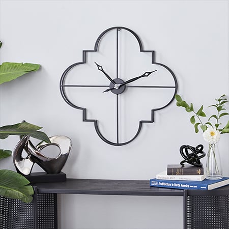 Scalloped Metal Frame Wall Clock