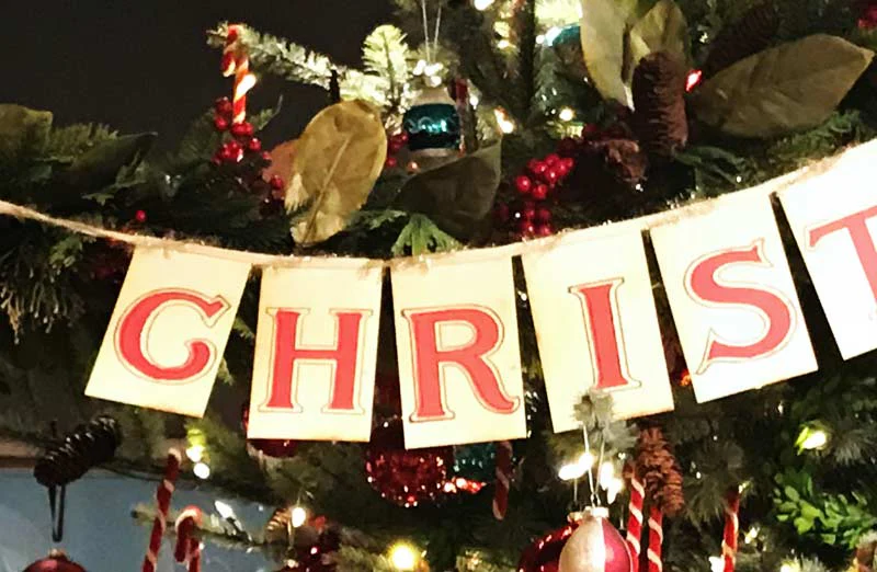 Long Merry Christmas Card Garland