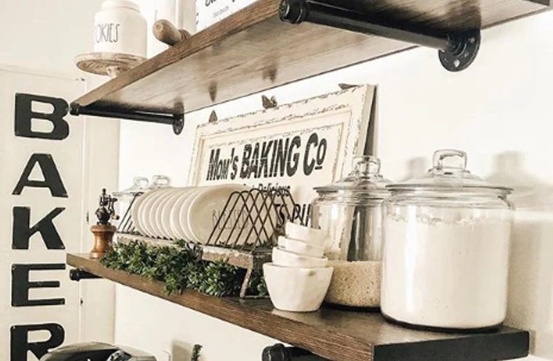 Wooden Wall Sign Mom's Baking Co