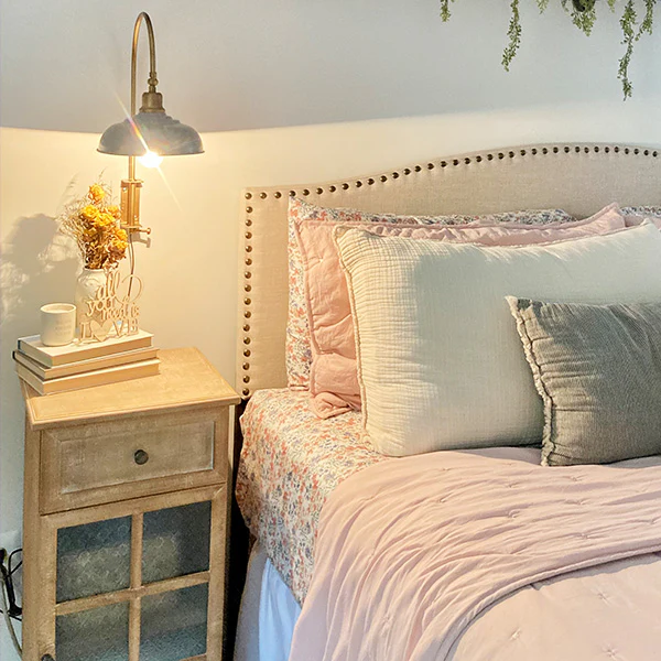 Antique Gold Gooseneck Wall Lamp