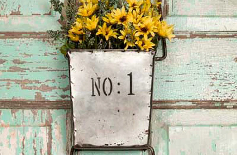 Numbered Three Pocket Hanging Wall Organizer