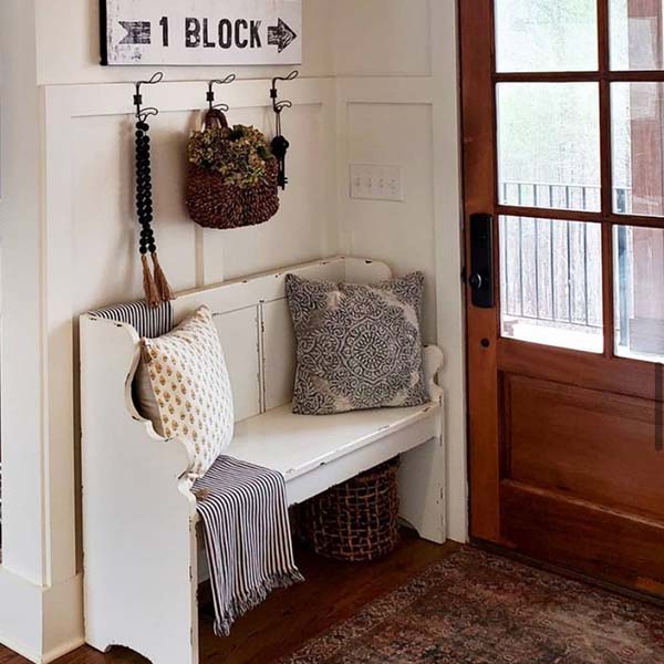 Distressed Ivory Pew Bench