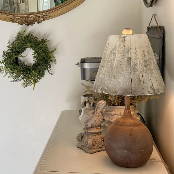 Antique-Inspired Cannon Ball Tabletop Lamp