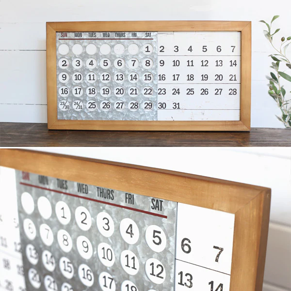 Rustic Slide Calendar