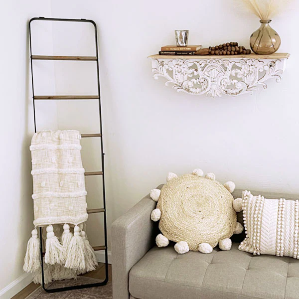 67 Inch Double Sided Blanket Display Storage Ladder