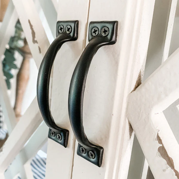 Trellis Window Mirror With Doors