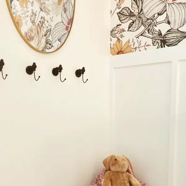 Cast Iron Underbrush Bird Wall Hooks, Set of 4