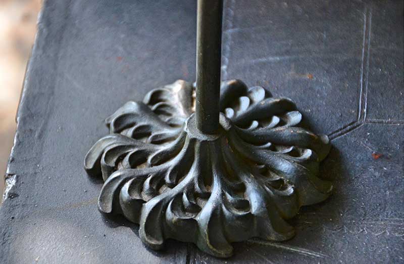 Three Clip Picture Holder Stand