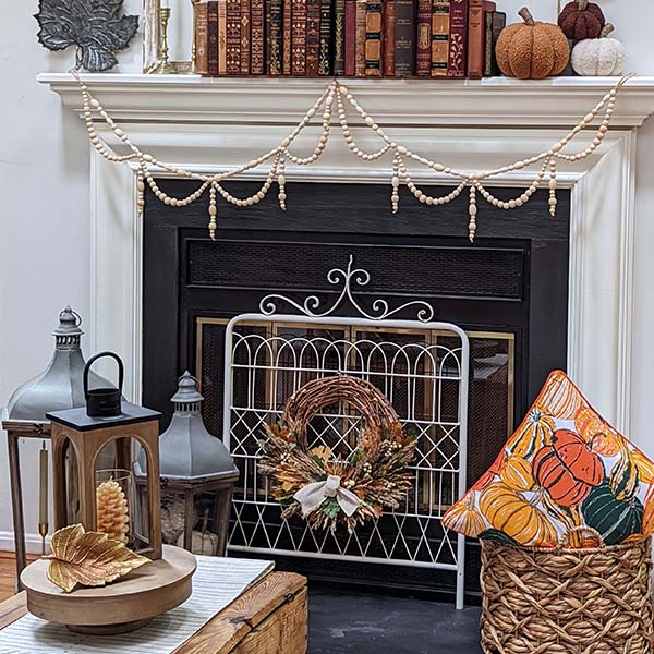 Cozy Pinecone Shaped Candles, Set of 2