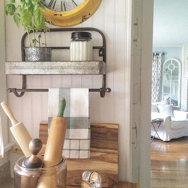 Cookhouse Towel Rack