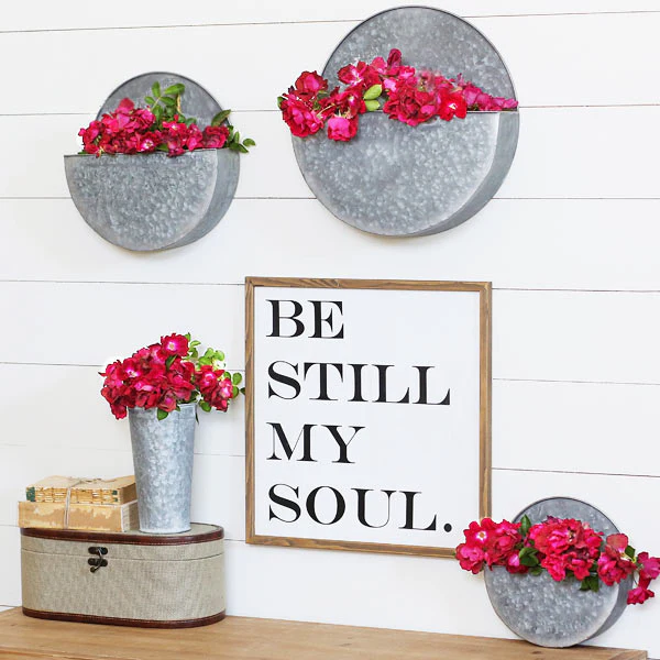 Round Metal Wall Planters  Set of 3