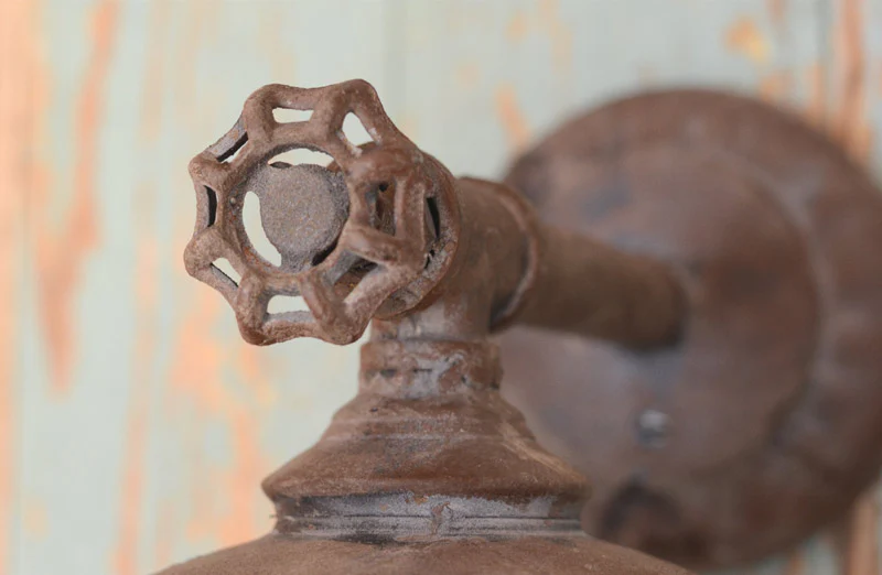 Industrial Inspired Pipe Pendant Light