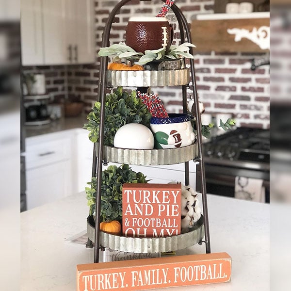 Three Tiered Round Display Stand