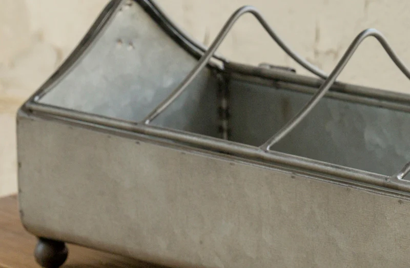 Huge Broiler Feeder Centerpiece