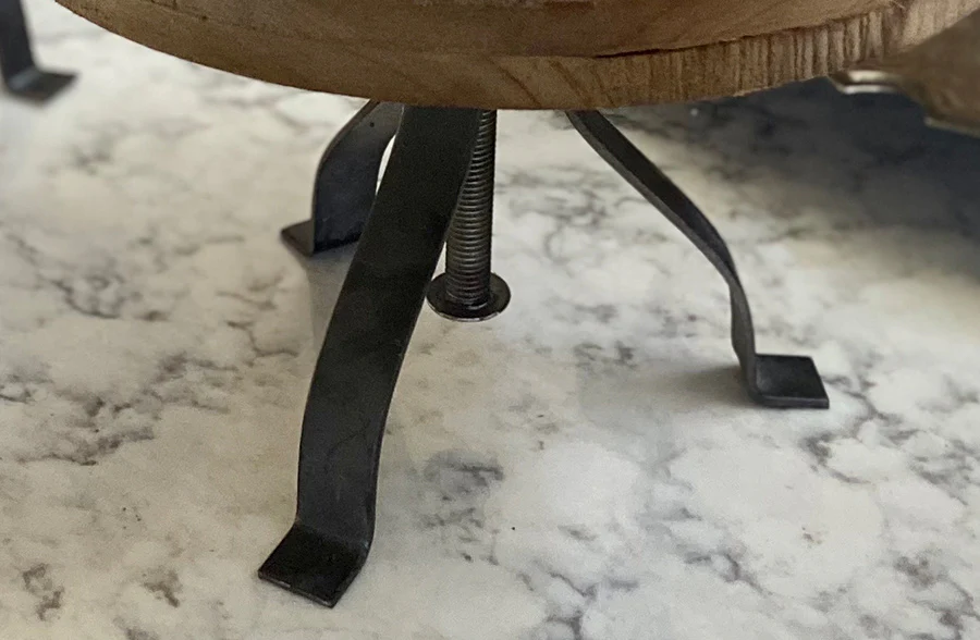 Round Adjustable Display Risers, Set of 2