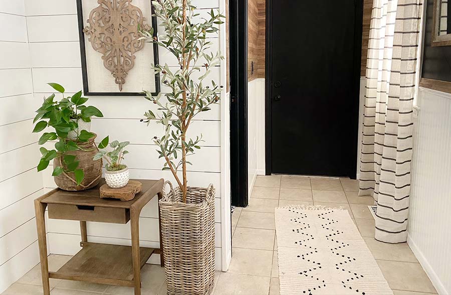 Mid-Century End Table with Subtly Rounded Edging and Float-Like Drawer