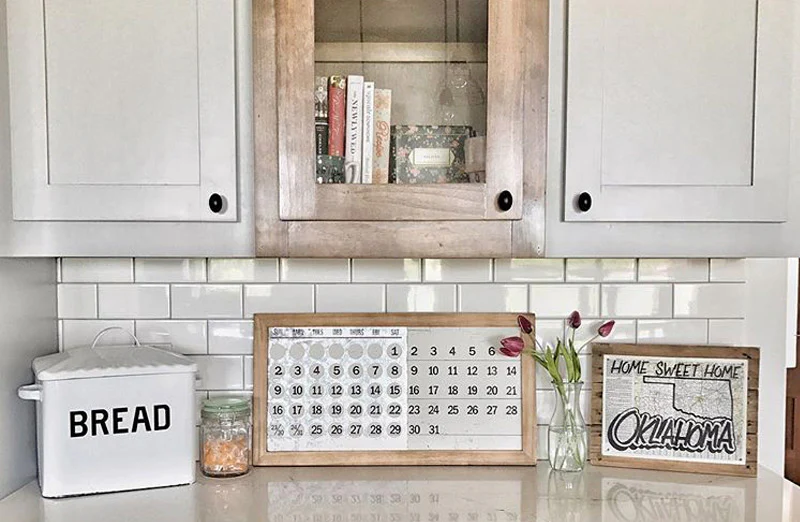 Rustic Slide Calendar