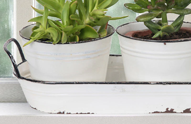 Enamel Planters With Tray  Set of 3