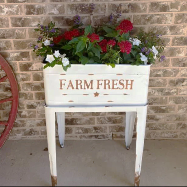 Removable Farm Fresh White Garden Stands, Set of 2