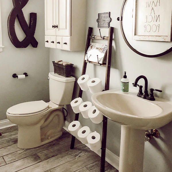 Distressed Wooden Ladder With Removable Hooks