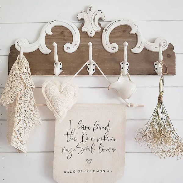 French Farmhouse Scalloped Wooden Wall Hook