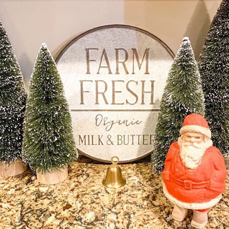 Galvanized Metal Farm Fresh Round Wall Sign