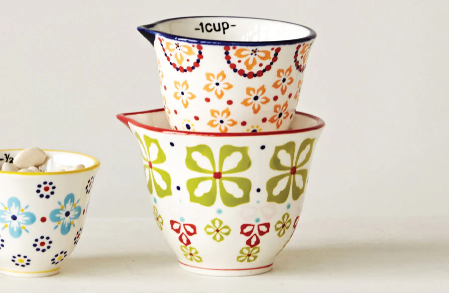 Vintage Country Botanical Measuring Cup, Set of 4