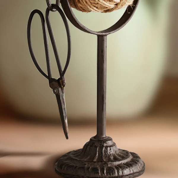 Freestanding Twine Holder with Scissors