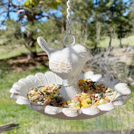 Cast Iron Scalloped Hanging Bird Feeder