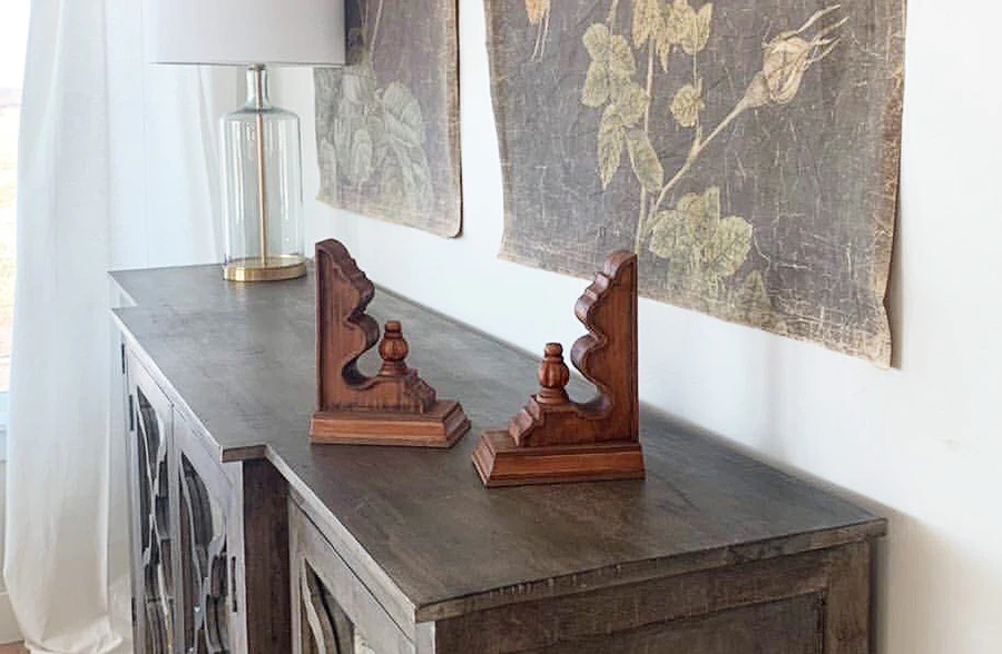 Wooden Finial Corbel Bookends, set of 2