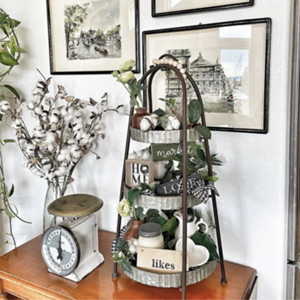 Three Tiered Round Display Stand