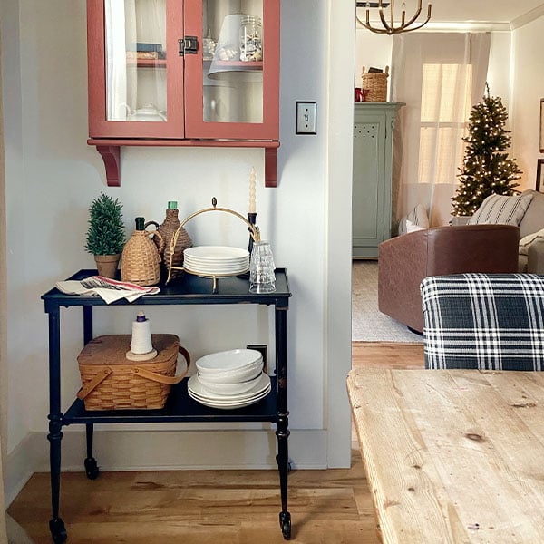 Black Metal Rolling Cart