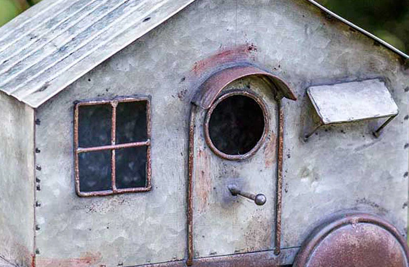 Metal Happy Camper Birdhouse