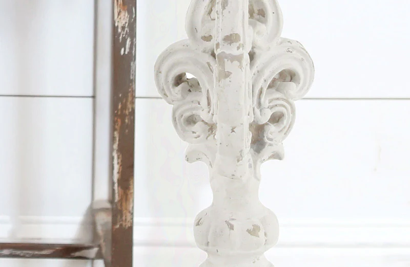 Chippy Distressed Finial Sculpture