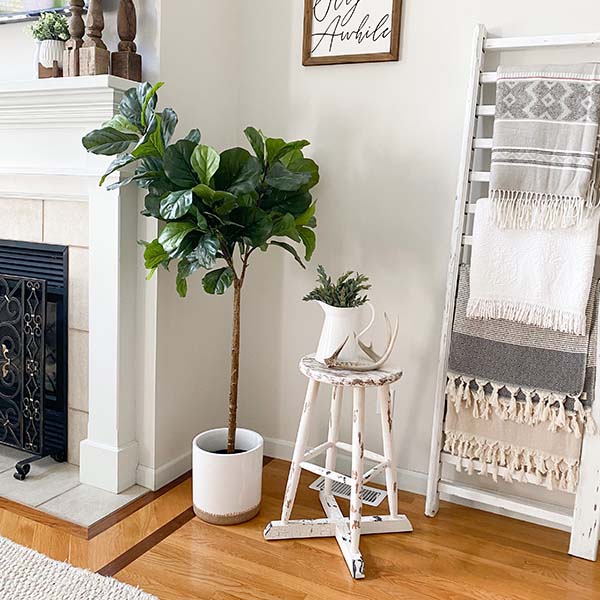 Whitewashed Distressed Stool Riser