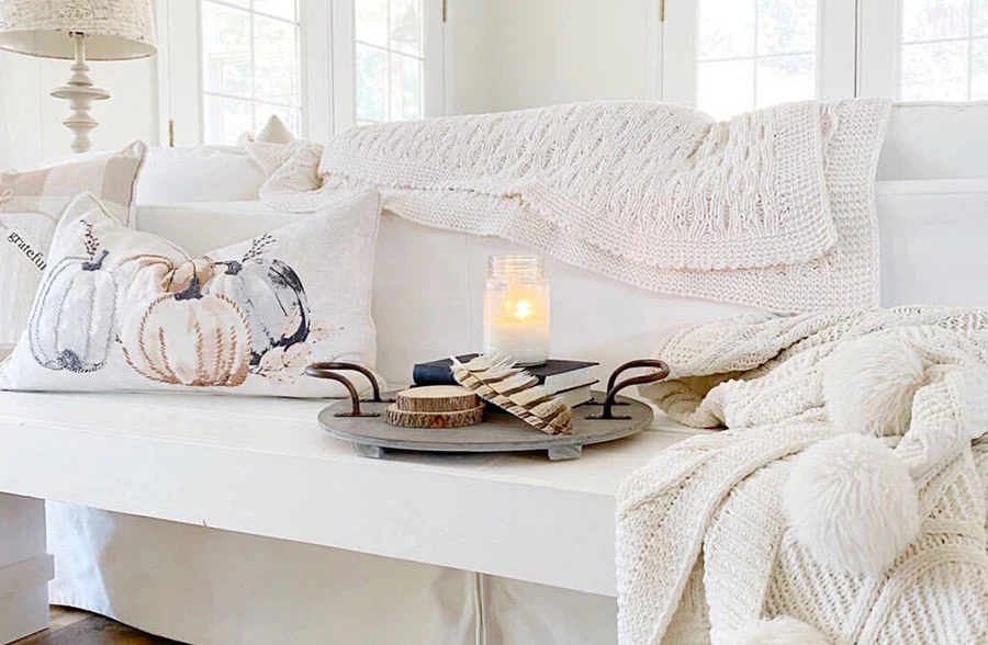 Wooden Footed Cellar Tray