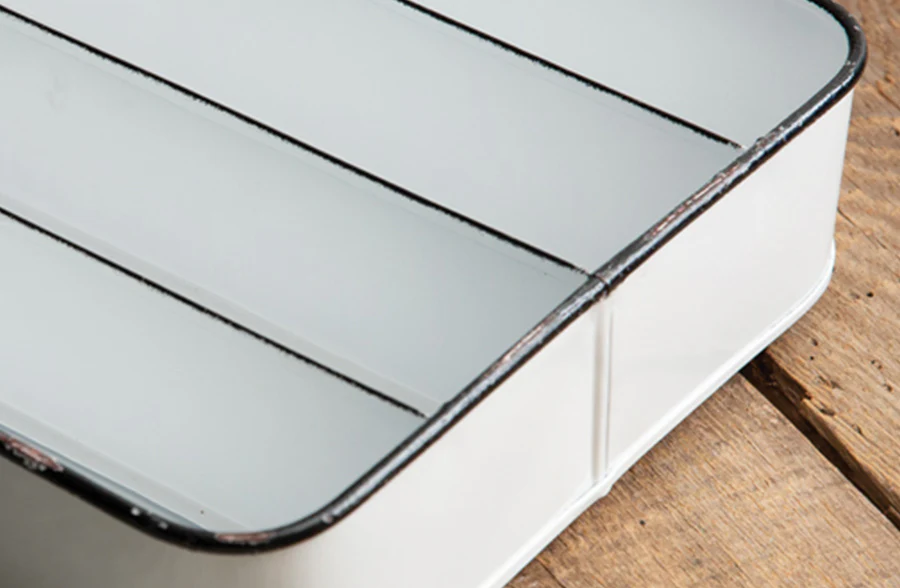 Chippy Enamel Cutlery Tray