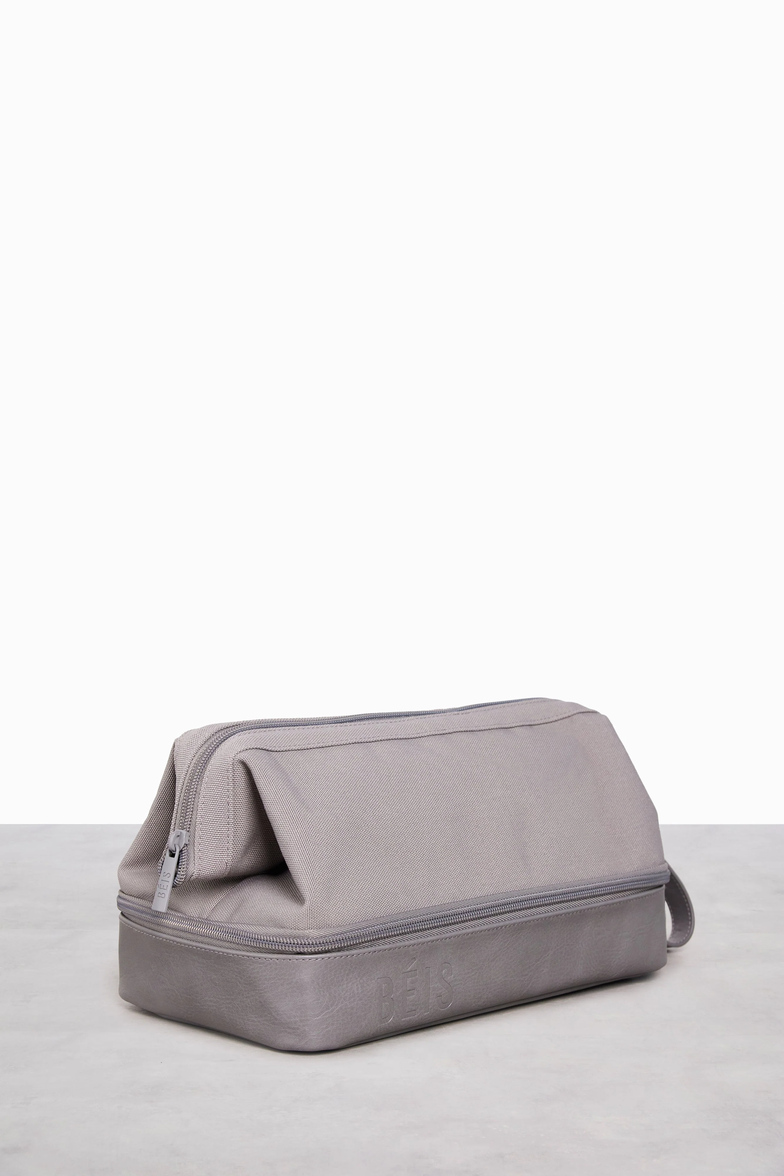 BEIS 'The Dopp Kit in Grey