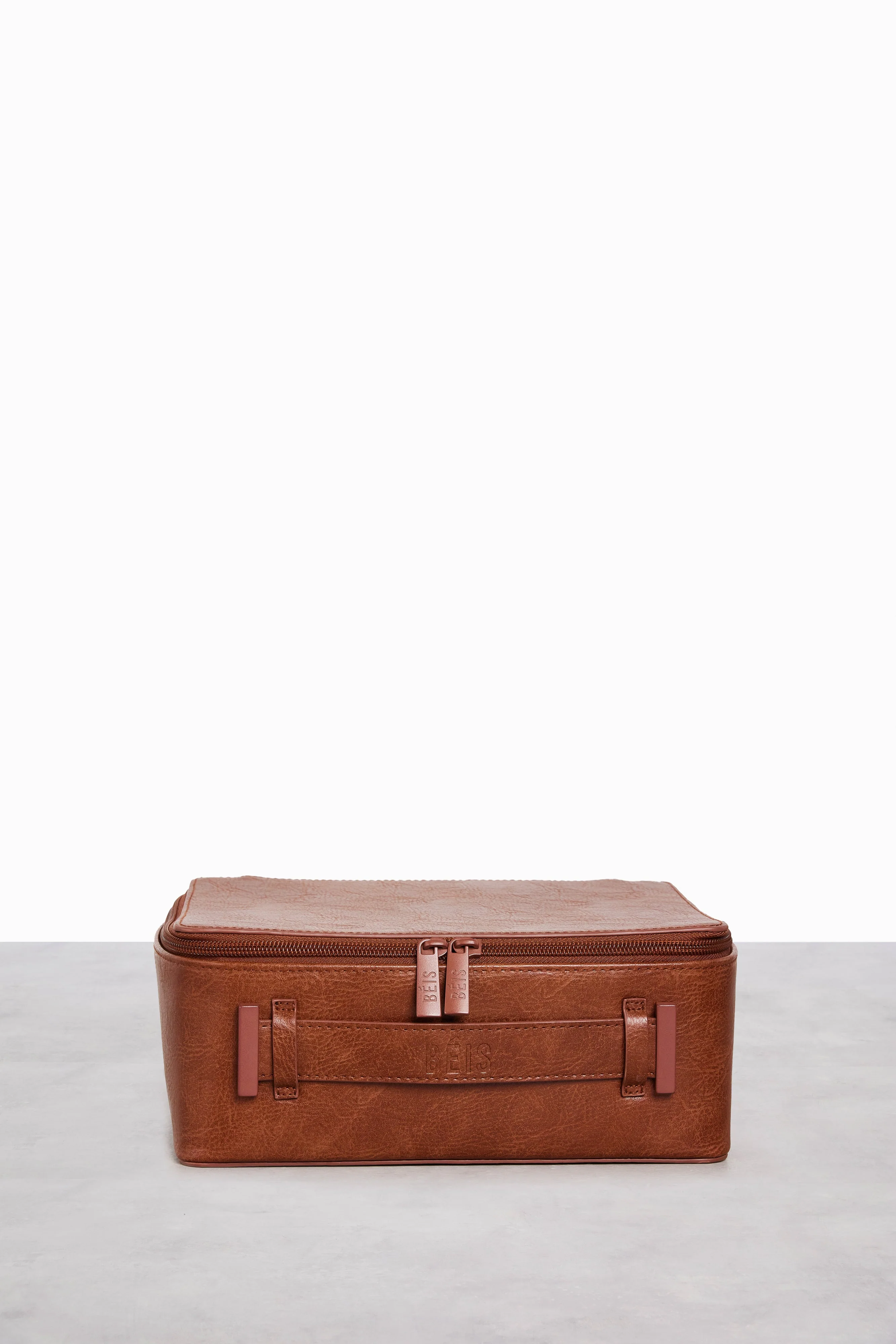 BEIS 'The Cosmetic Case in Maple