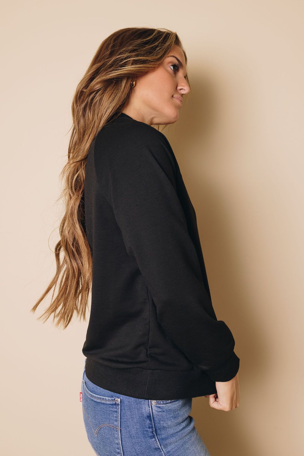 Kyler Raglan Sleeve Sweatshirt