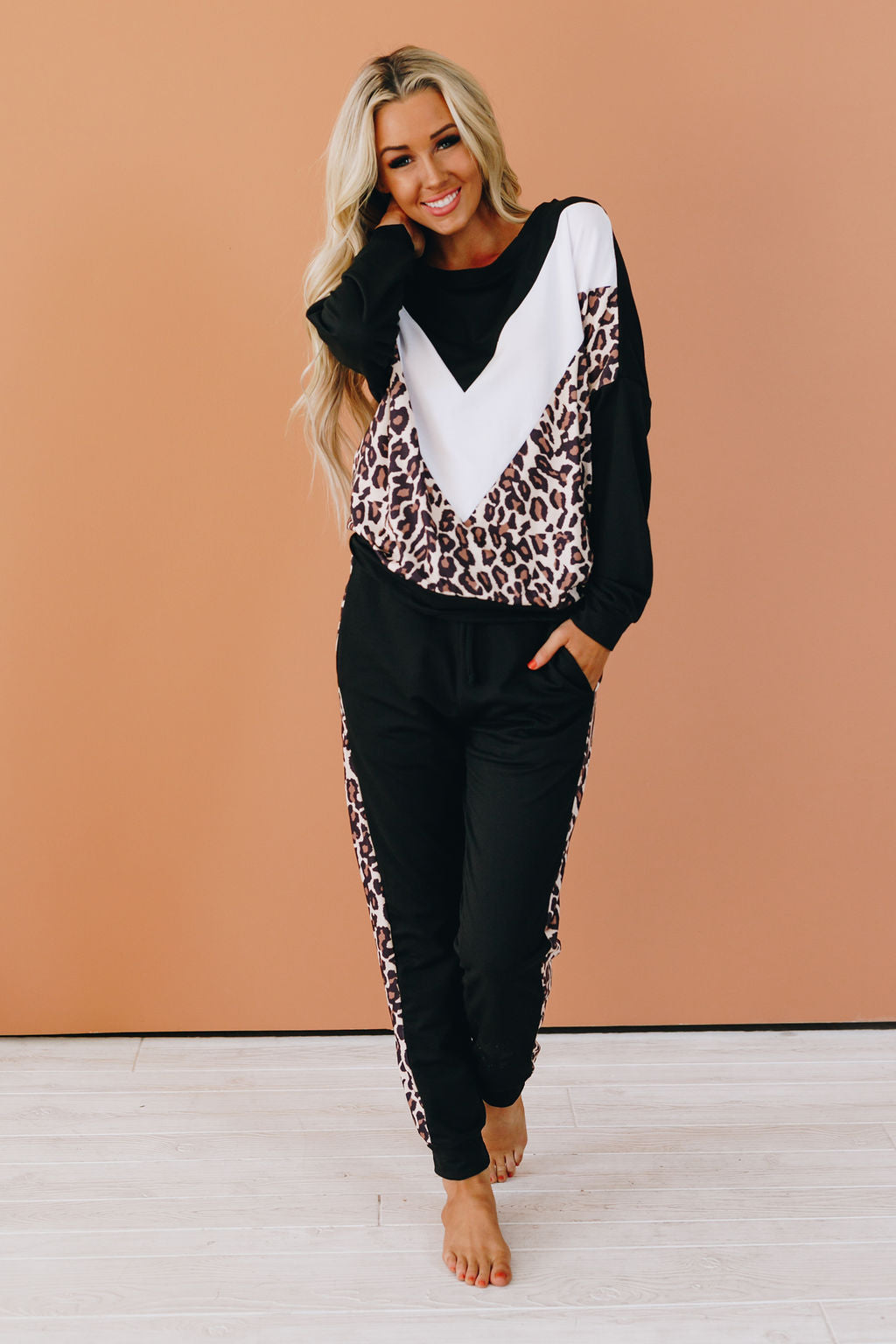 Sabor Cheetah Jogger Loungewear Set