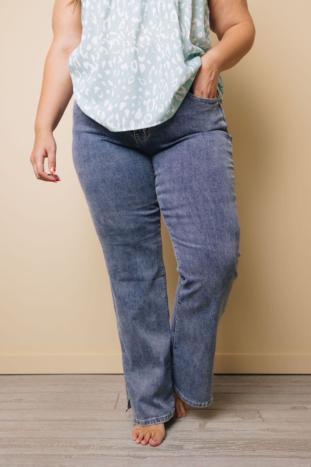 Cecelia Slit Anklet Flare Jeans