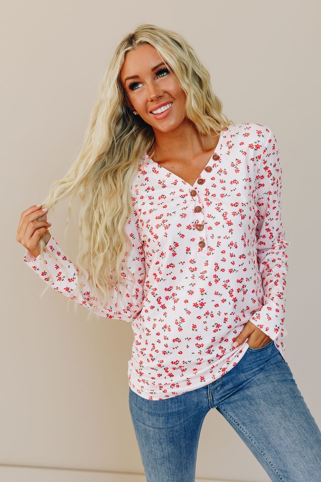 Dainty as a Daisy Long Sleeve Tee