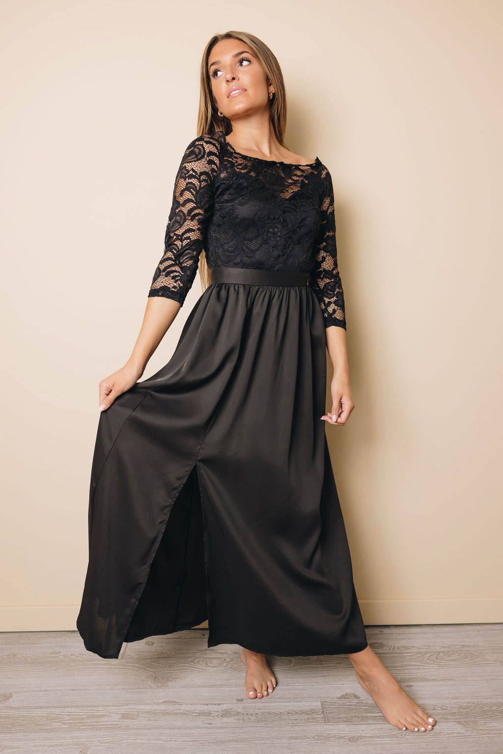 Della Off Shoulder Lace Dress