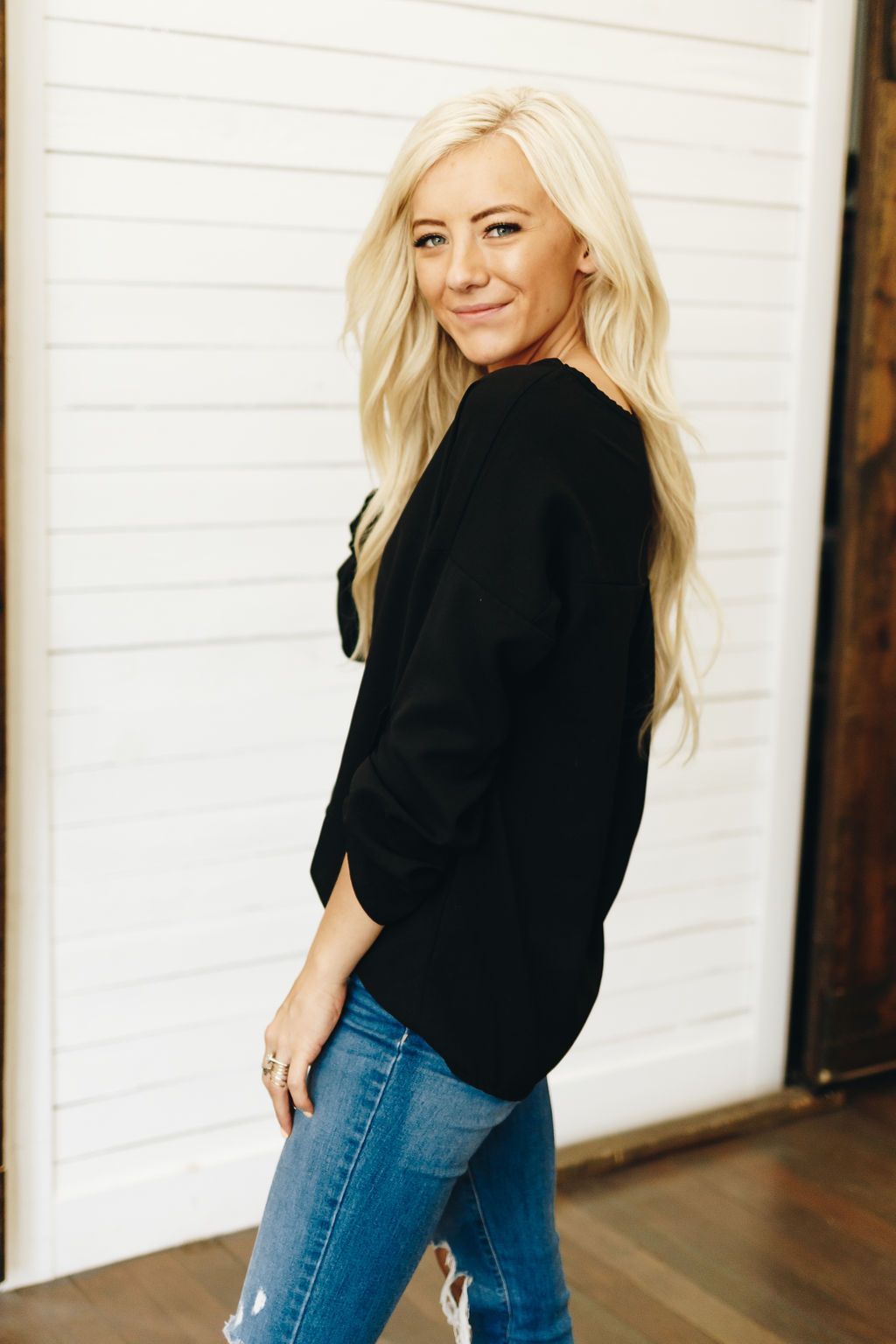 Take Note Roll-Up Sleeve Top